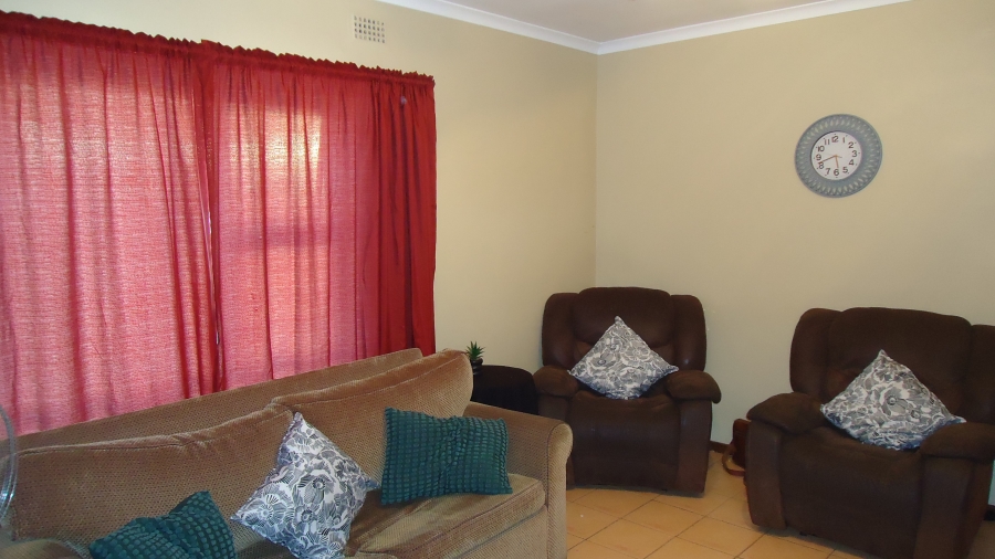 3 Bedroom Property for Sale in New Macassar Western Cape